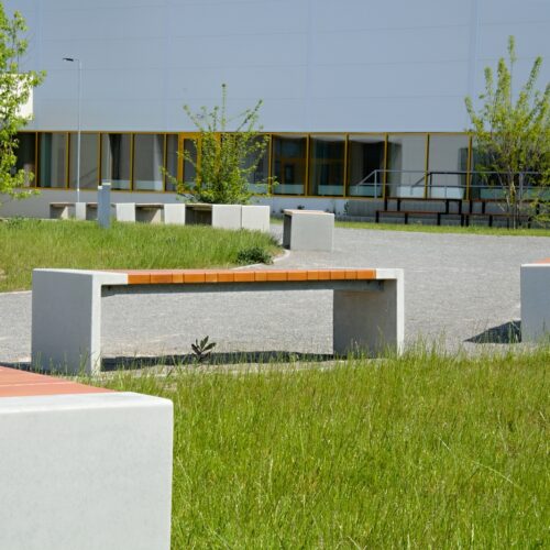 Picknicktafel Sibelo 14 Parkbank Sibelo zonder rugleuning. Lengte 1.800mm.
